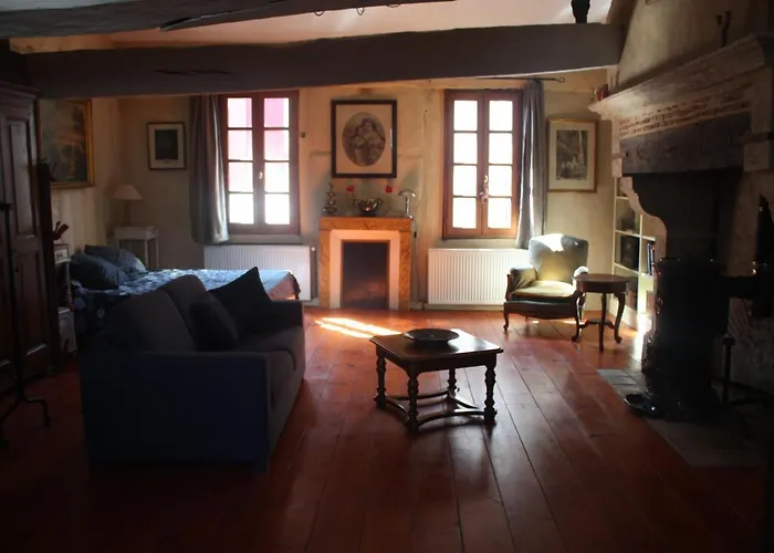 L\' Ancien Relais De Poste Henri