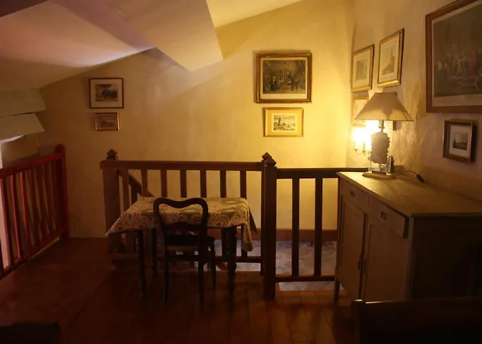 L\' Ancien Relais de Poste Henri