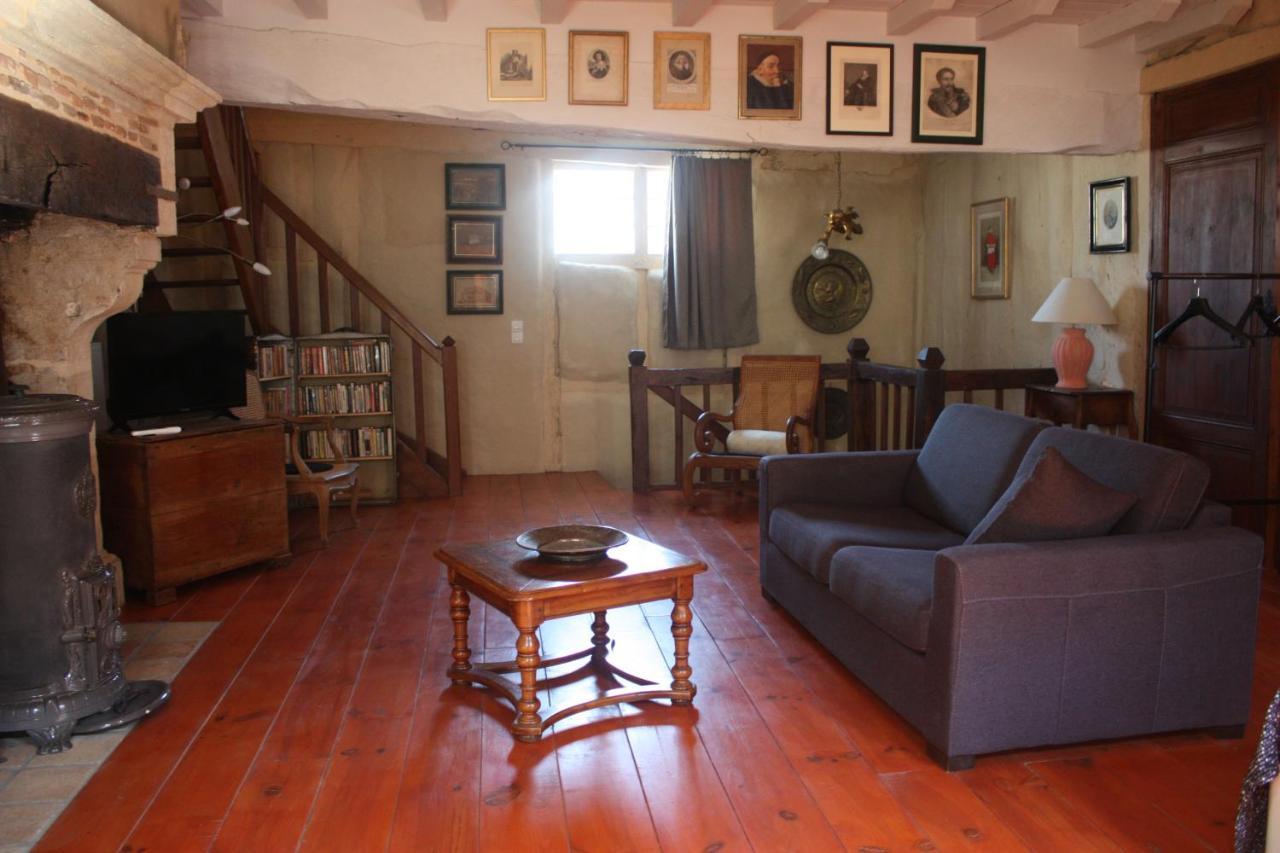 L' Ancien Relais De Poste Henri Apartment